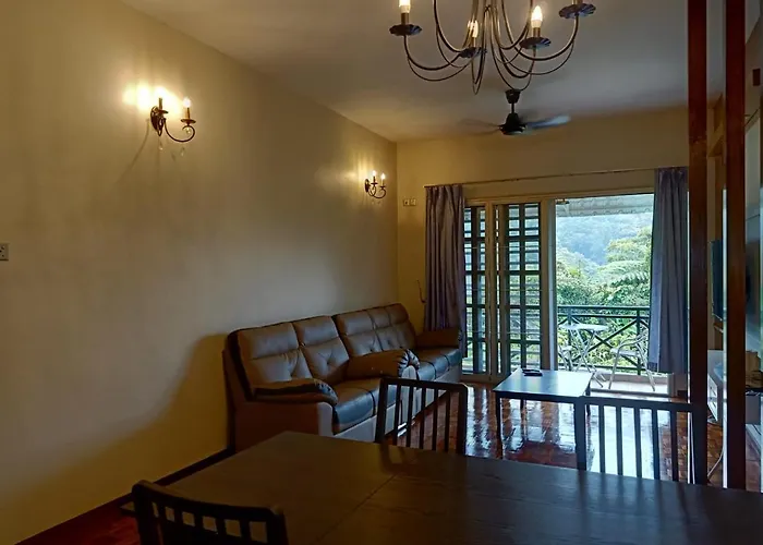 Cameron Greenhill Apartment