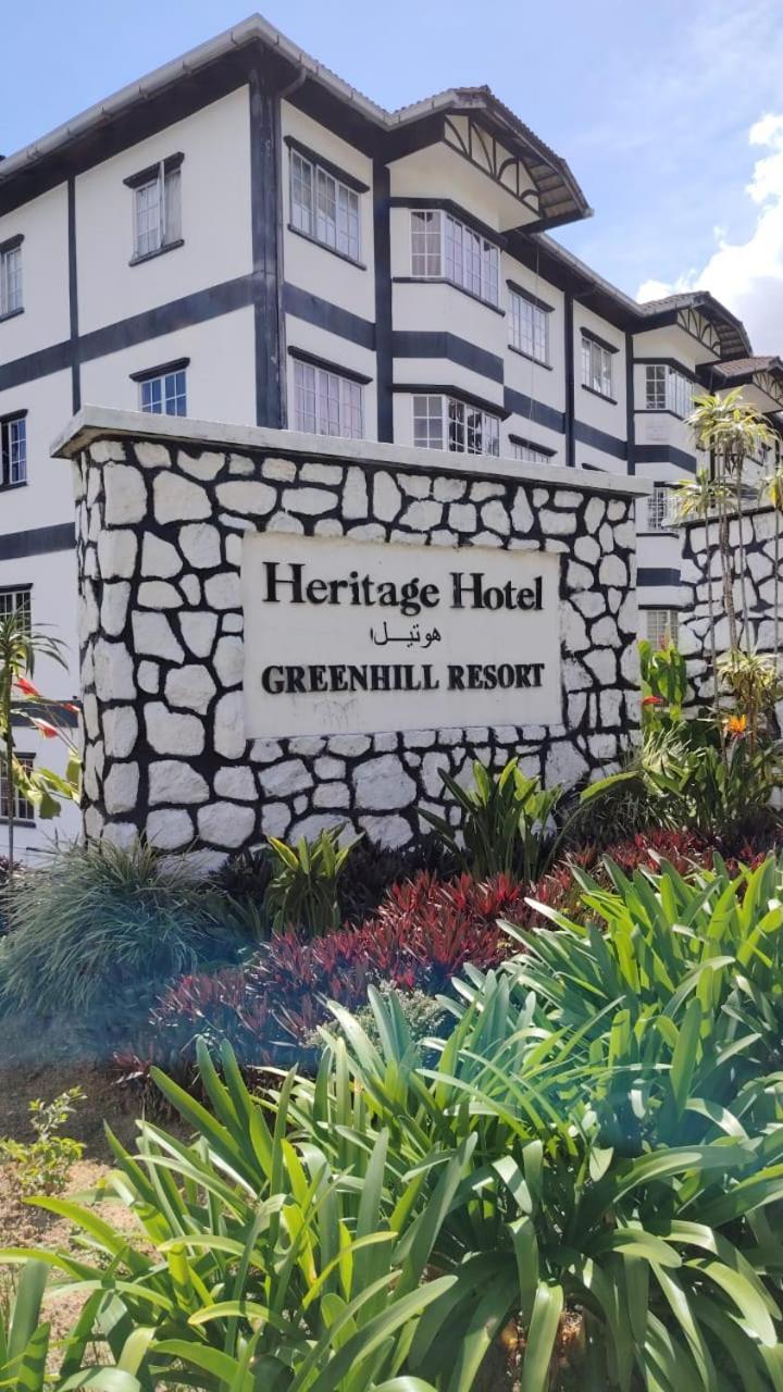 Cameron Greenhill Homestay
