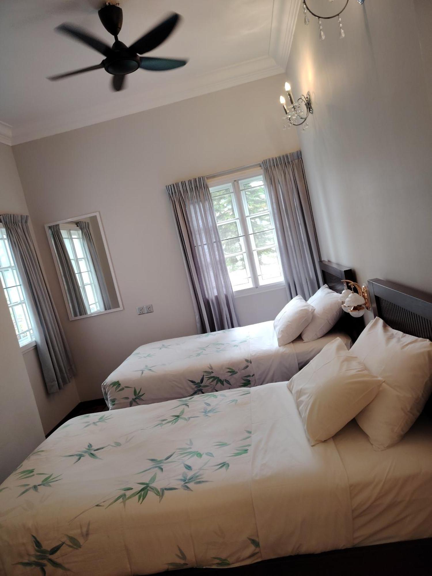 Homestay Cameron Greenhill *